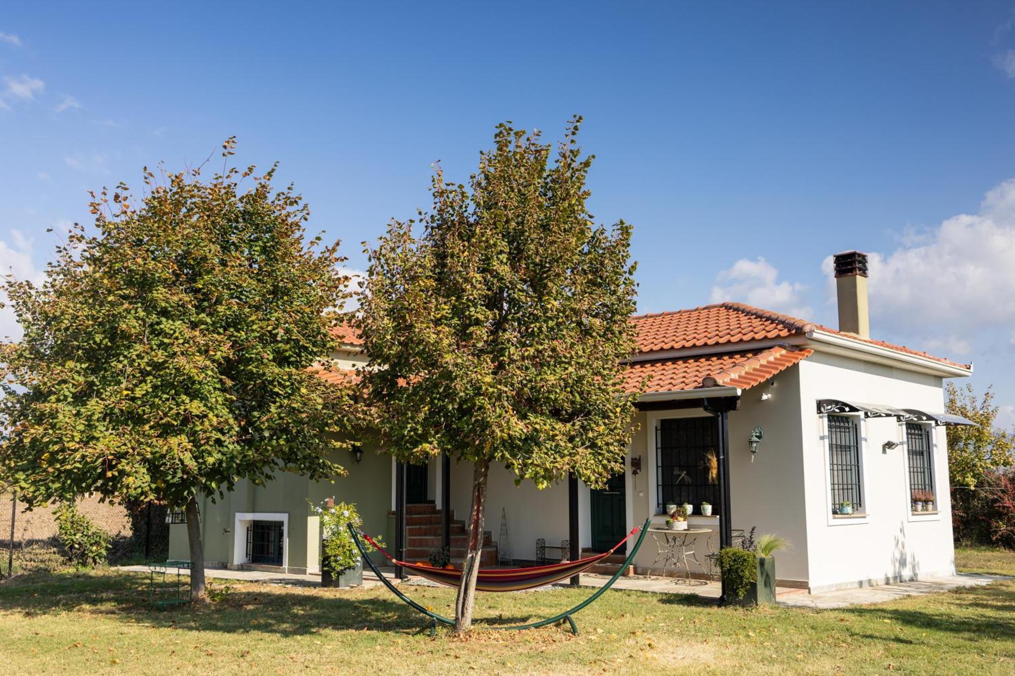 The Hobbit Hole Villa Tríkala Exteriör bild